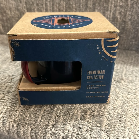 United By Blue Enamel Steel Mug Candle ‘mountains are calling’ camping - Picture 3 of 11